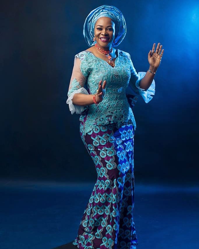 Behold The Latest Asoebi Styles 2019