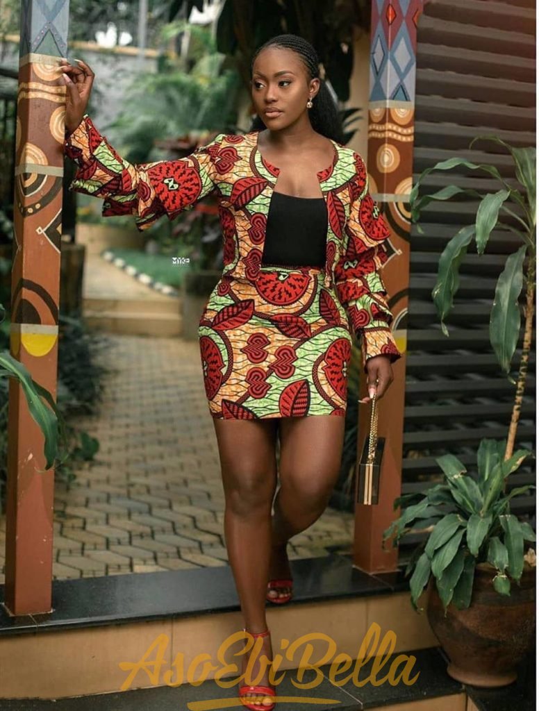 91 Edition Of #Ebfablook - 14 Chic and classy Aso-Ebi Outfits And Styles For Regal Women 2021