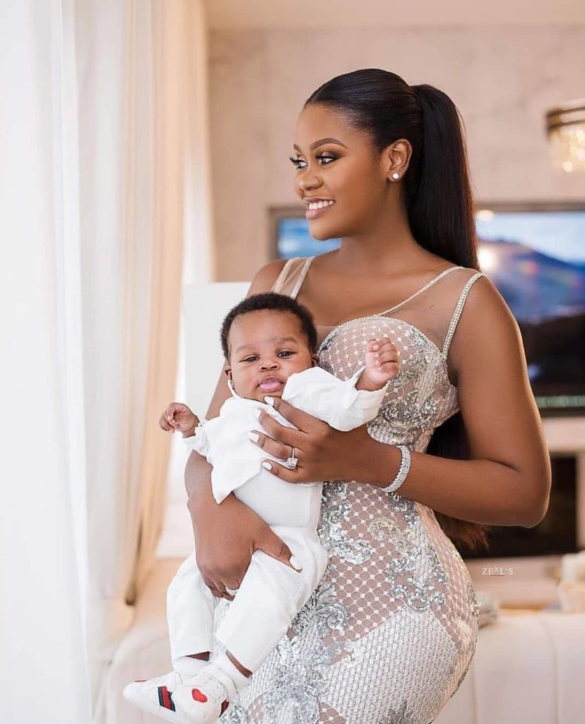 98 Edition Of #Ebfablook - Do You Wana be Star Woman? Here's The new Aso Ebi Styles for you