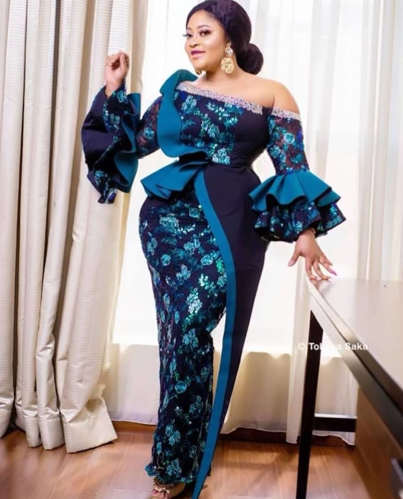 98 Edition Of #Ebfablook - Do You Wana be Star Woman? Here's The new Aso Ebi Styles for you