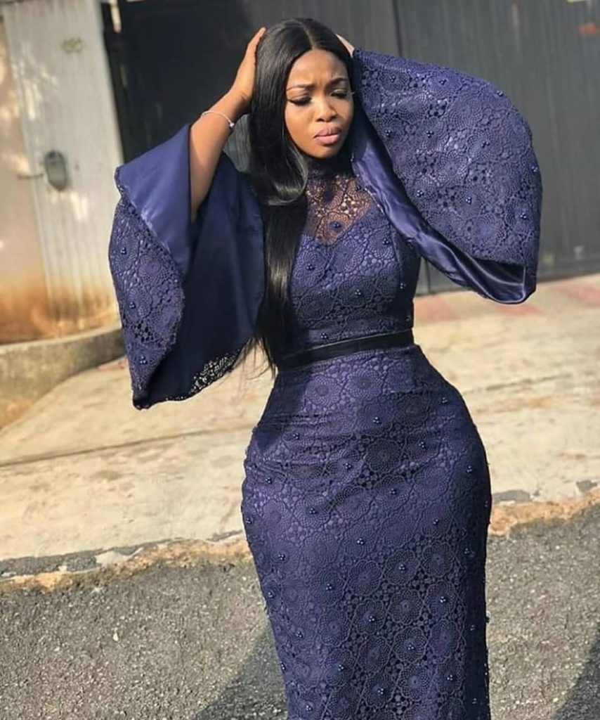 98 Edition Of #Ebfablook - Do You Wana be Star Woman? Here's The new Aso Ebi Styles for you
