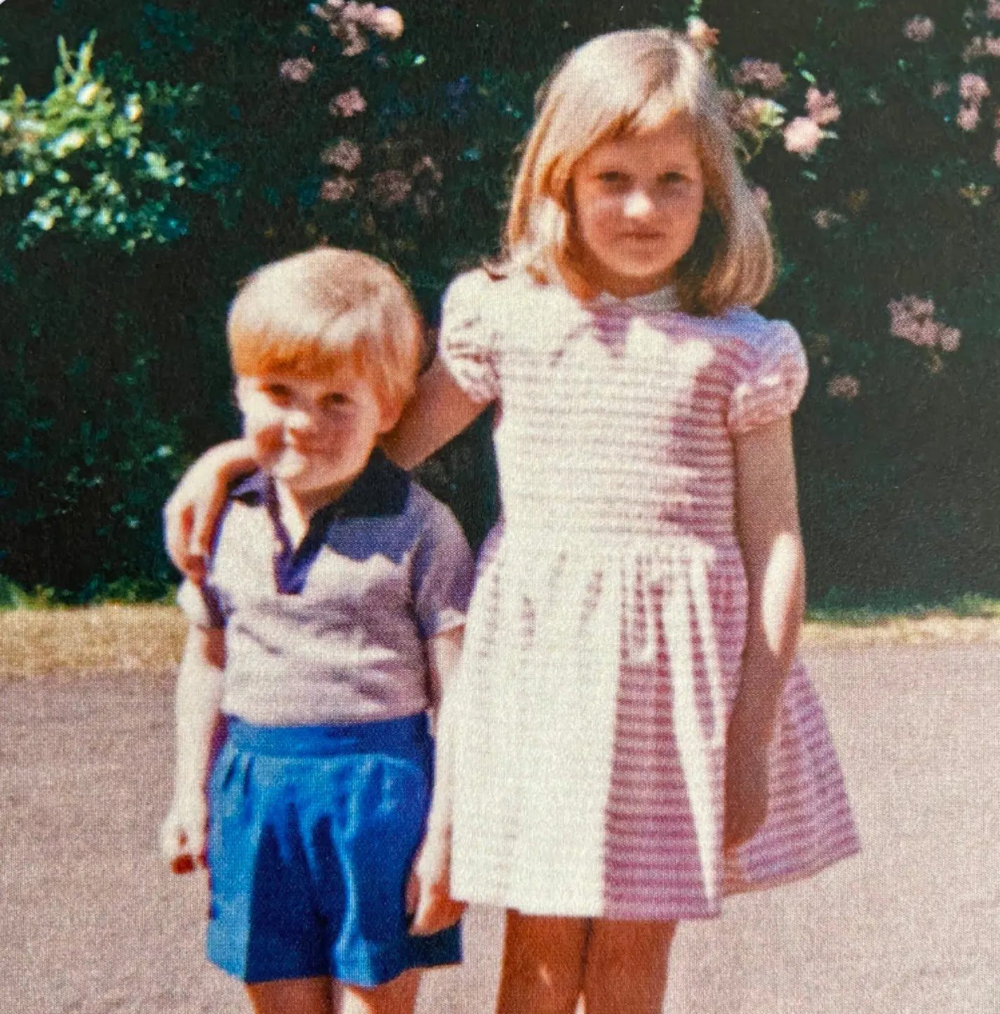 Princess Diana's brother Charles Spencer shares stunning family picture
