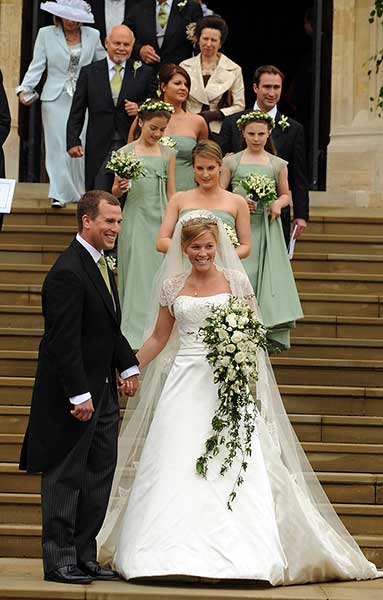 Queen's grandson Peter and Autumn Phillips are 'continuing to endeavor to settle divorce case'