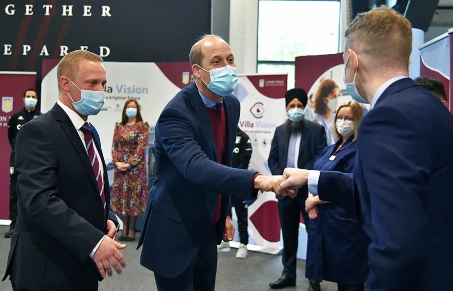 All the Times the royals have adapted to the new handshake - the elbow bump