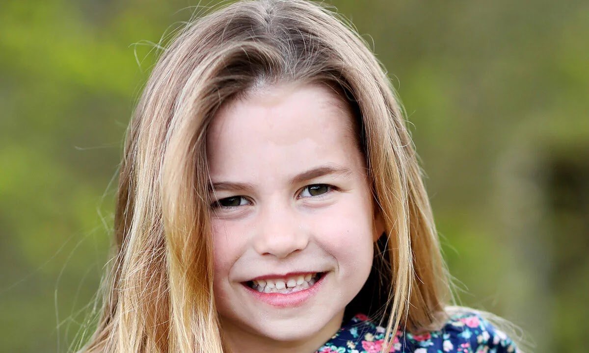 Adorable Princess charlotte's photo taken by mom Kate middleton on her 6th birthday