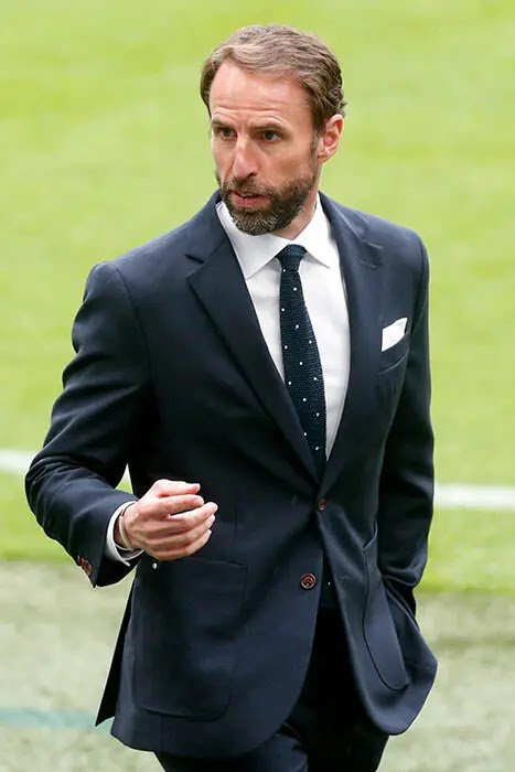 Kate Middleton, Prince George and Prince William Cheer on England Team at Wembley