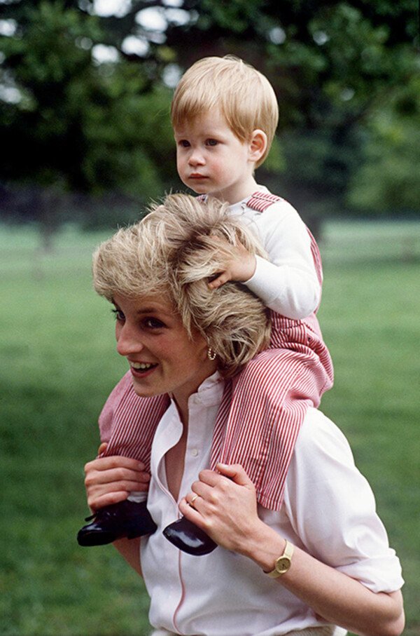 Princess Diana's cutest mum moments with William and Harry