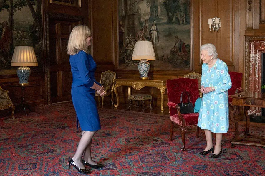The Queen Steps Out for First Solo Royal Duties in Scotland