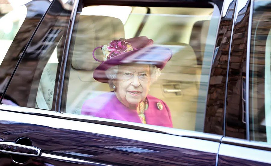 The Queen Steps Out for First Solo Royal Duties in Scotland
