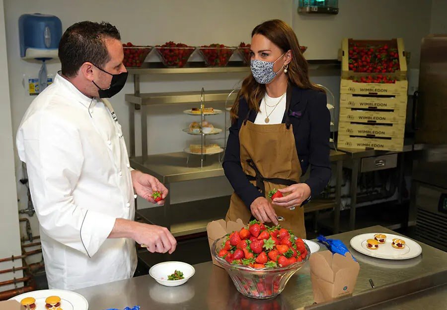 Kate Middleton Makes Surprise Appearance at Wimbledon