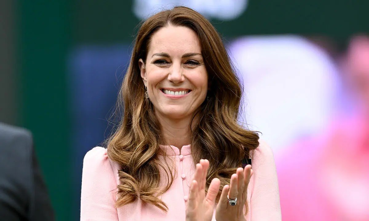 kate-middleton-royal-box-wimbledon-t.jpeg
