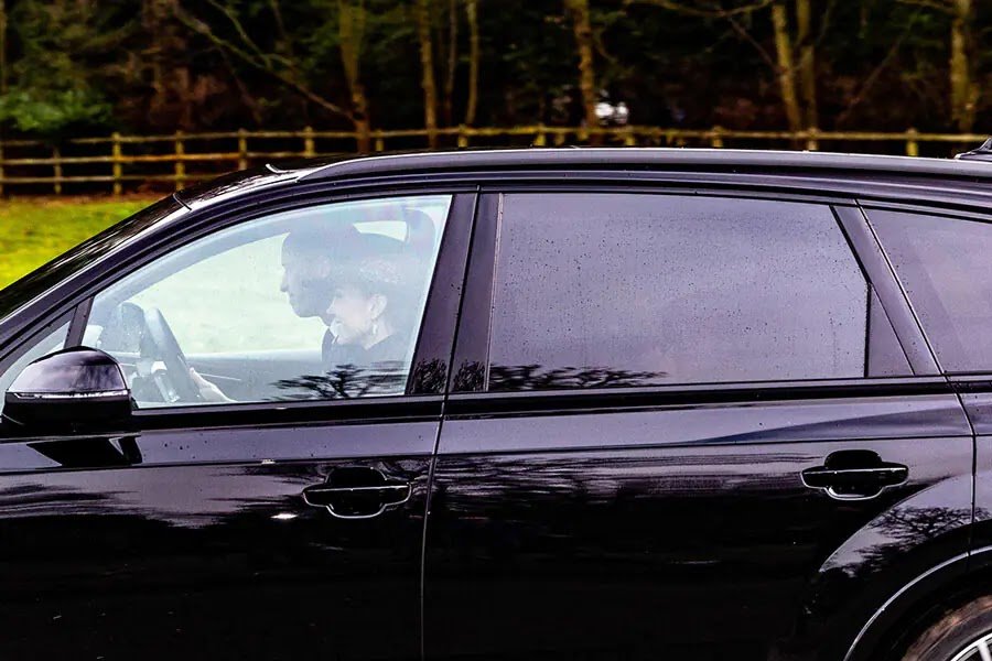 Prince William and Kate Middleton Take George, Charlotte and Louis to Christmas Day Church Service