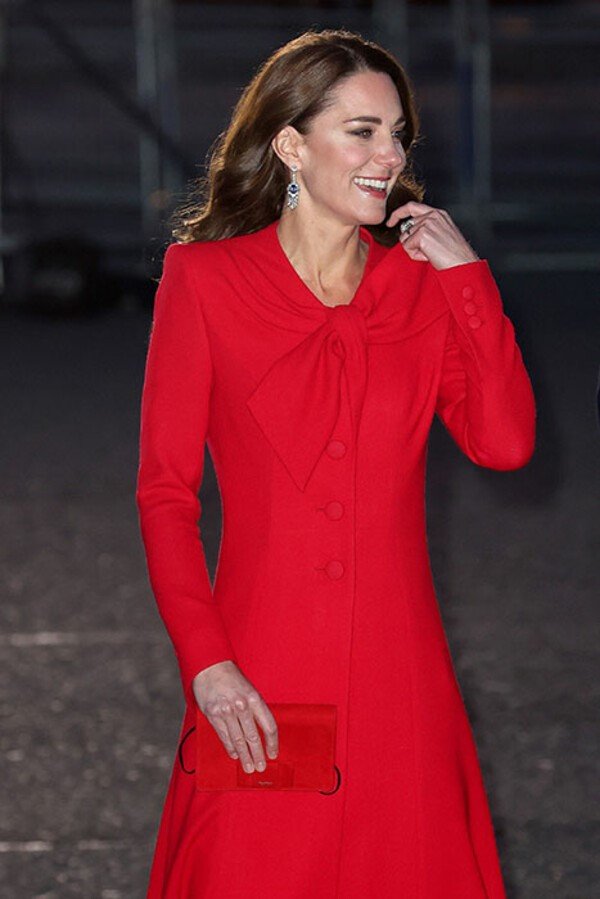 Photos: Kate Middleton, Sophie Wessex and Zara Tindall, Others at Christmas Concert