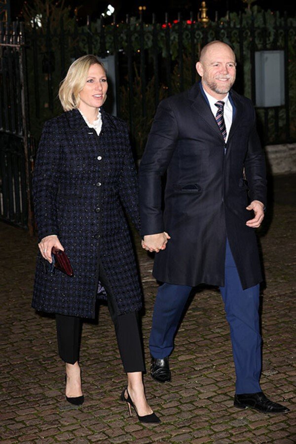 Photos: Kate Middleton, Sophie Wessex and Zara Tindall, Others at Christmas Concert