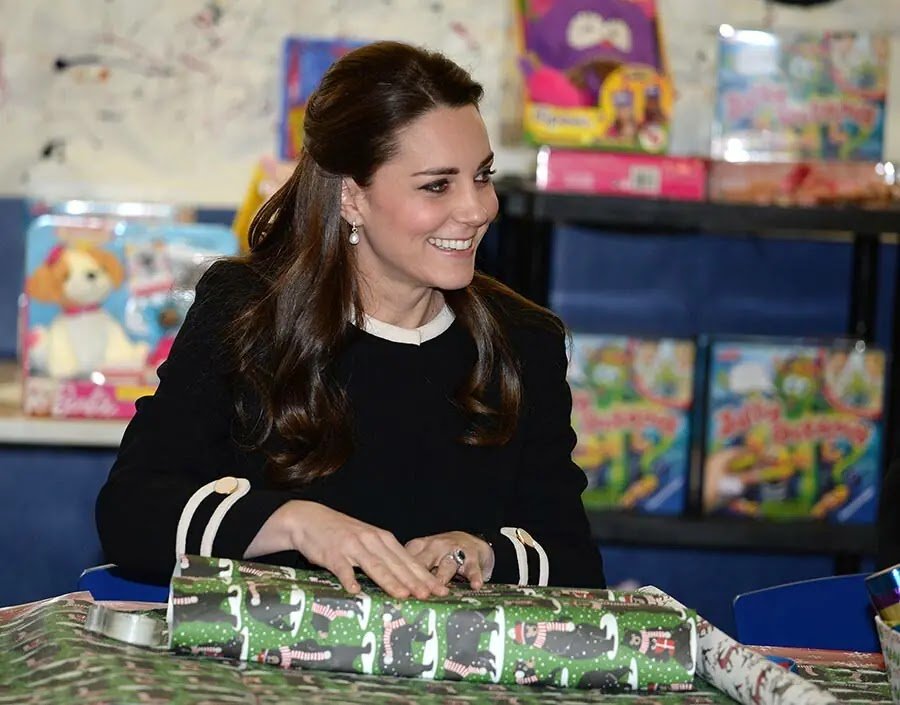 Brilliant Photos of the Royals Looking Festive at Christmas