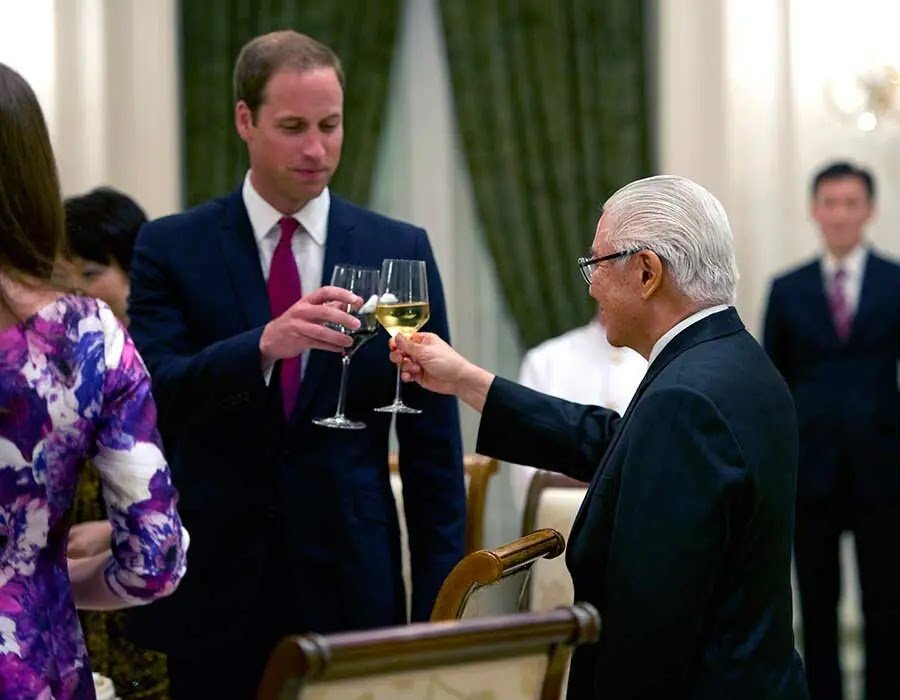 Raise a Toast Like a Royal: 2022 Happy New Year!