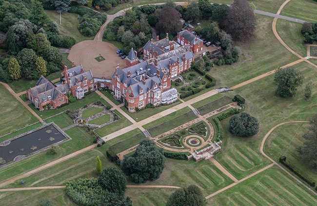 Prince Edward and Countess Sophie Are Looking For Help At Their Bagshot Park Home