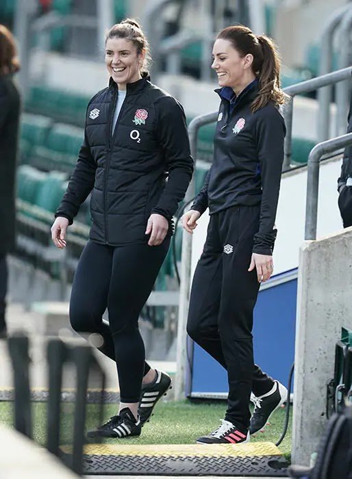 Kate Middleton Showcases Her Rugby Skills At Twickenham Stadium - Best Photos