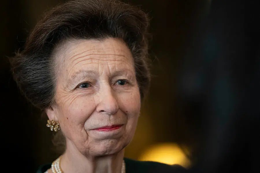 Photos: Prince Charles and Princess Anne Team Up For Rare Joint Outing In London