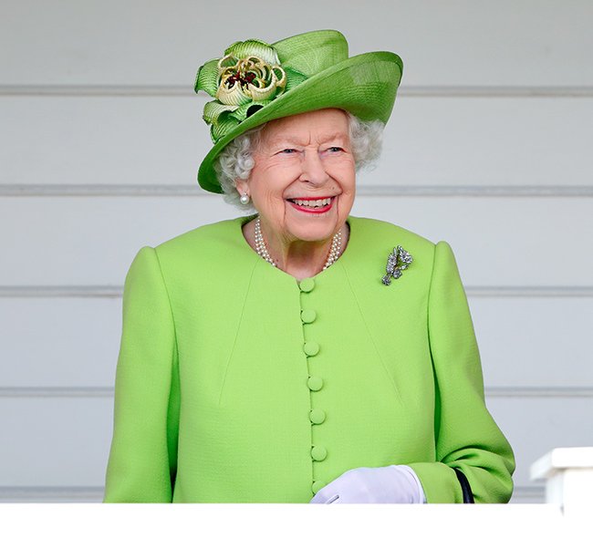 Her Majesty the Queen has welcomed Harry and Meghan at Windsor