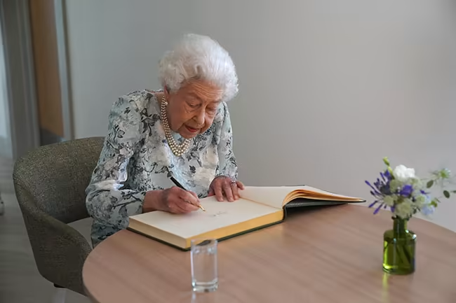Her Majesty pictured during a recent visit to Thames Hospice on 15 July