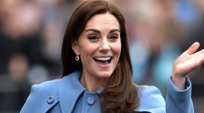 3 Princess Kate Makes Surprise Appearance With Royal Navy Crew