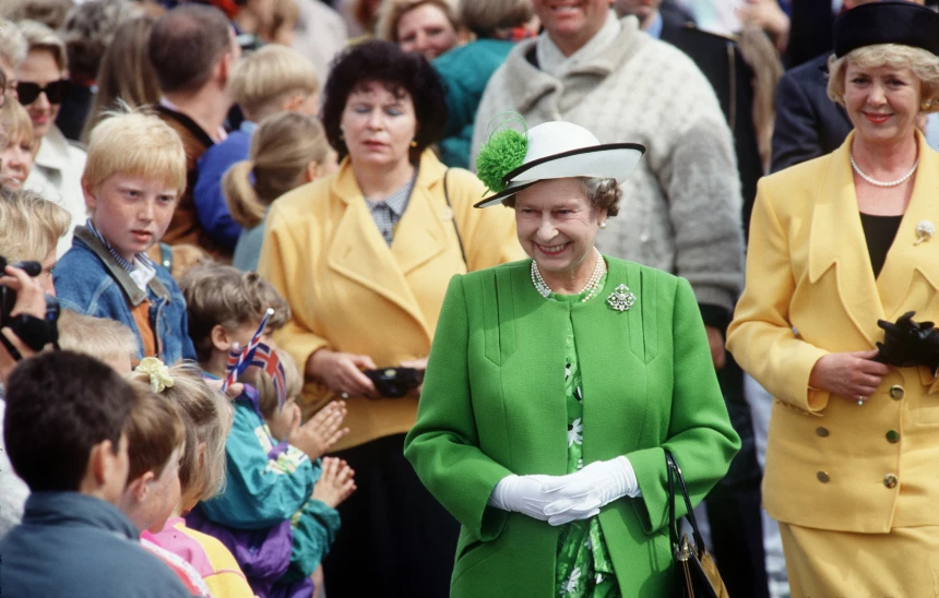 Why Does The Queen Always Wear Bright-Coloured Clothes