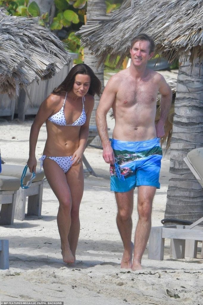 Pippa And Carole Middleton Show Off Stunning Figures In St Barth's