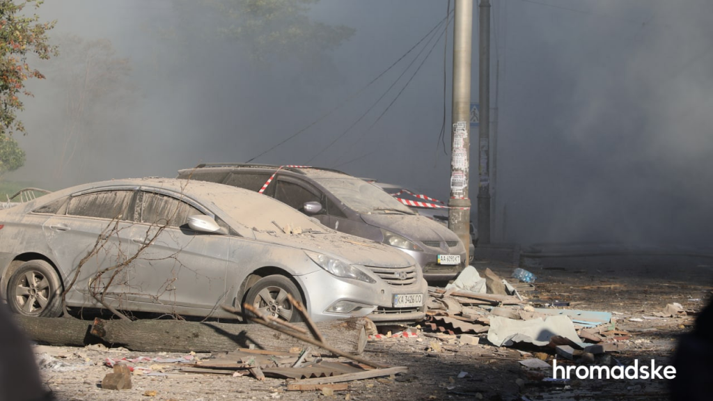 Putin hits Ukraine, Kyiv with deadly waves of "suicide drones" killing several people (photos/videos)