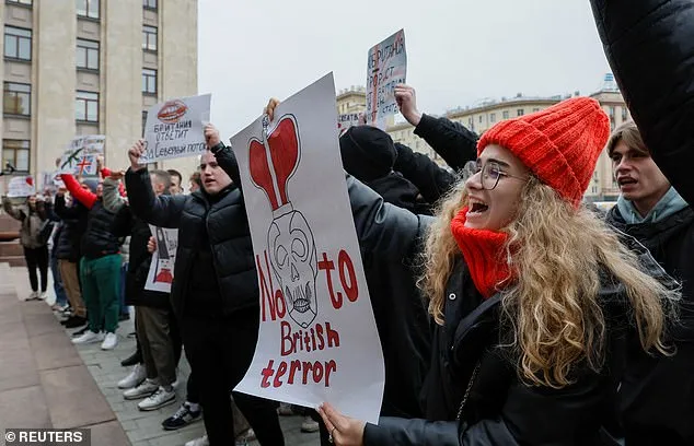 Pro-Putin Mob Yells Abuse At Britain's Ambassador To Moscow