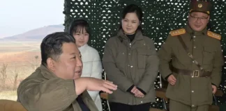 North Korean leader, Kim Jong-un pictured with his daughter for the first time at a missile launch North Korean leader, Kim Jong-un pictured with his daughter for the first time at a missile launch