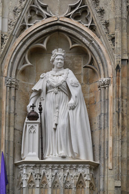 King Charles unveils first statue of his mother since she died