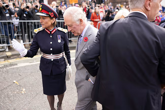 The monarch seemed unphased by the incident