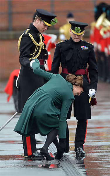 This wasn't the first time Kate faced difficulty with her footwear