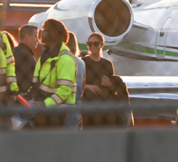 Smiling Meghan And Harry Arrive In New York By Private Jet