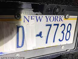 Meghan And Harry’s Security Detail Caught With White Toe Over The License Plate