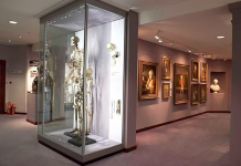 Irish giant Charles Byrne’s skeleton removed from controversial display after two centurie nos