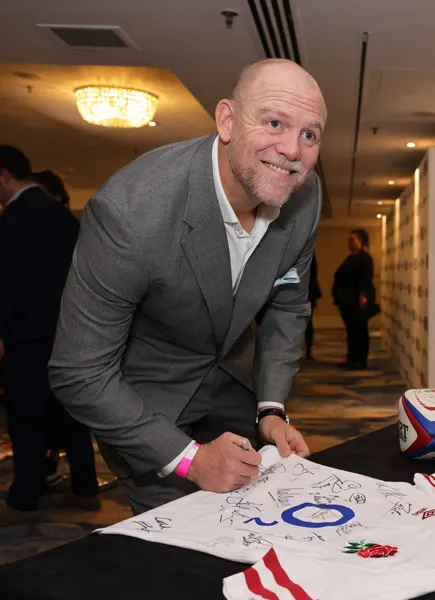 The star enjoyed an evening alongside fellow rugby legends