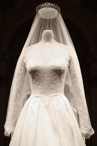 Heartbroken Kate Middleton left 'in tears' at palace after wedding