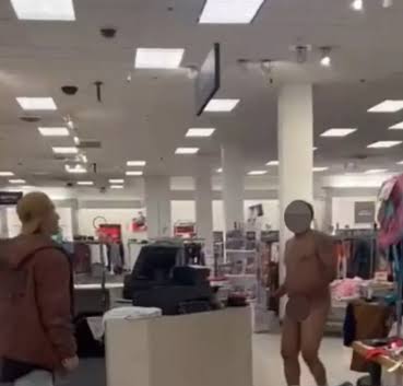 Angry PARENTS confront n@ked man running around departmental store and 'trying to touch children'