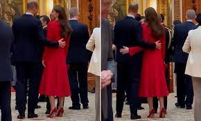 5 Prince William Couldn't Resist Cosying Up To Kate At Buckingham Palace Prince William Couldn't Resist Cosying Up To Kate At Buckingham Palace