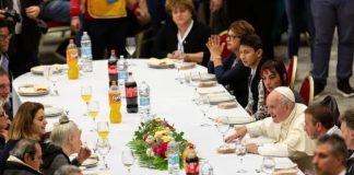 Pope Francis hosts 120 Transgender women at the VATICAN to mark the Catholic Church’s World Day of the Poor