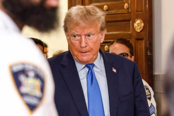 _ Supreme Court DISQUALIFIES Donald Trump from 2024 presidential election for inciting Jan. 6 riot 826225