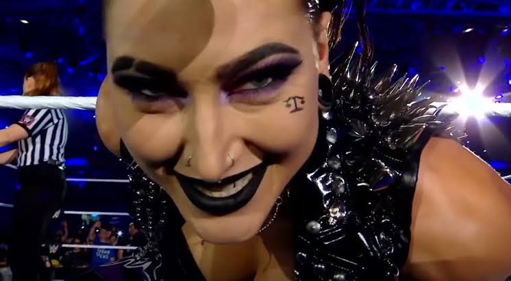 Queens of the Ring: The Top 10 Female Wrestlers Who Rule the Mat!
