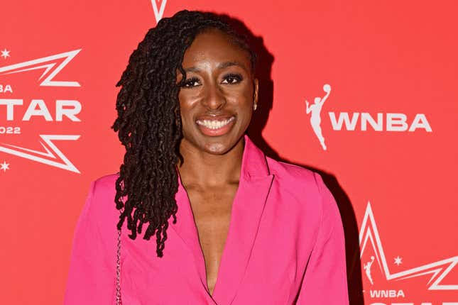 Dribbling Beauty: The Top 17 Most Stunning Female Basketball Players Globally