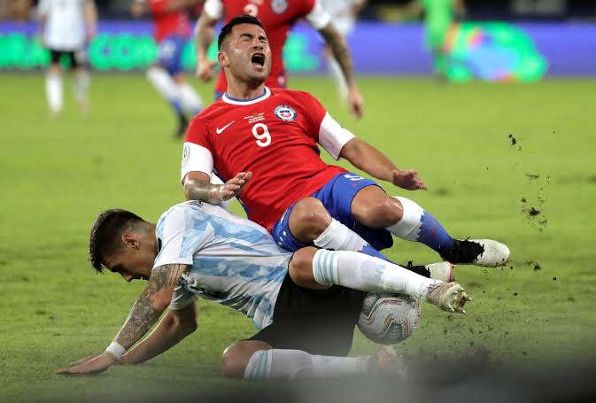 Unsportsmanlike Conduct: The Top 10 Controversial Moments in Pro Sports History