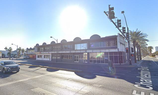 Man-31-commits-murder-and-then-EAT-THE-VICTIMS-FACE-at-a-bus-stop-