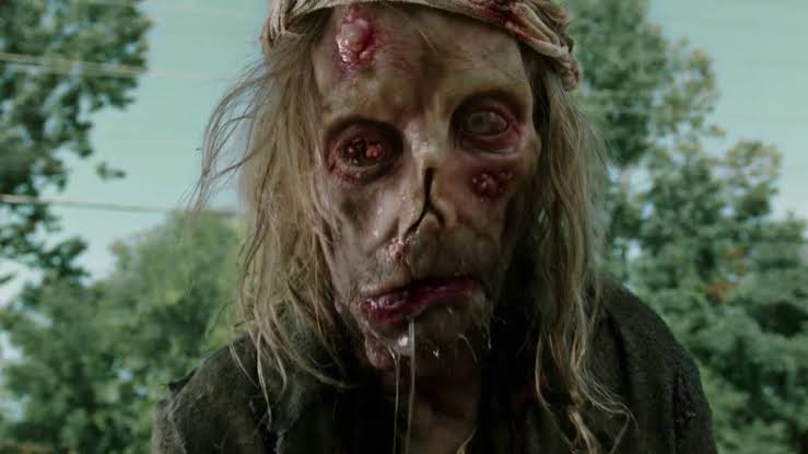 Top 10 Scariest IT Scenes That Will Haunt Your Dreams