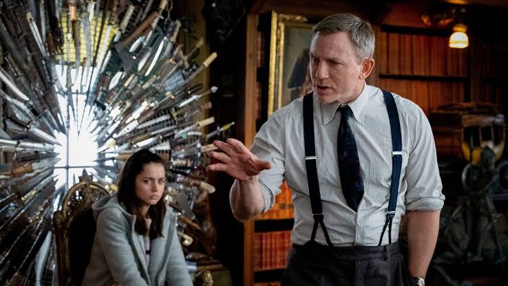 Cracking Up: Top 13 Scenes Where Filming Became a Hilarious Struggle