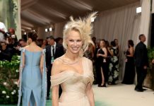 Pamela Anderson, Aged 56, Makes A Glamorous Appearance At The 2024 Met Gala In A Champagne Gown, Breaking Her Usual No-Makeup Rule Pamela Anderson, Aged 56, Makes A Glamorous Appearance At The 2024 Met Gala In A Champagne Gown, Breaking Her Usual No-Makeup Rule